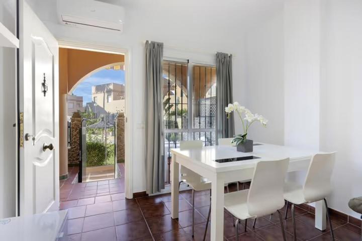 Apartamento La Barrosa Chiclana de la Frontera Exteriér fotografie